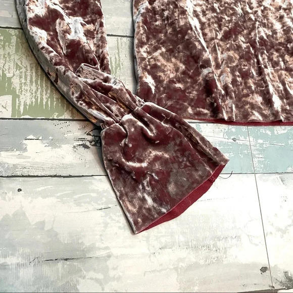 ZARA Collection Crushed Velvet Crop Top - Picture 7 of 7